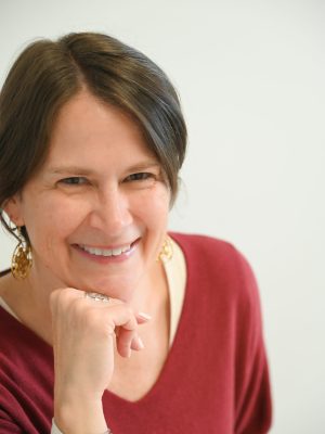 Julie Philippon Thérapeute vibratoire et doula de l'âme